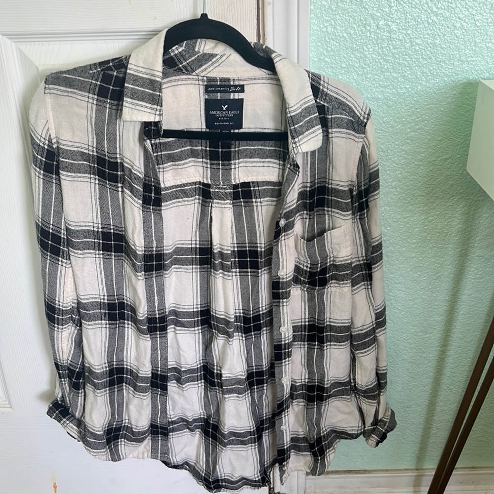 Selling black and white American Eagle Flannel. Size is XS